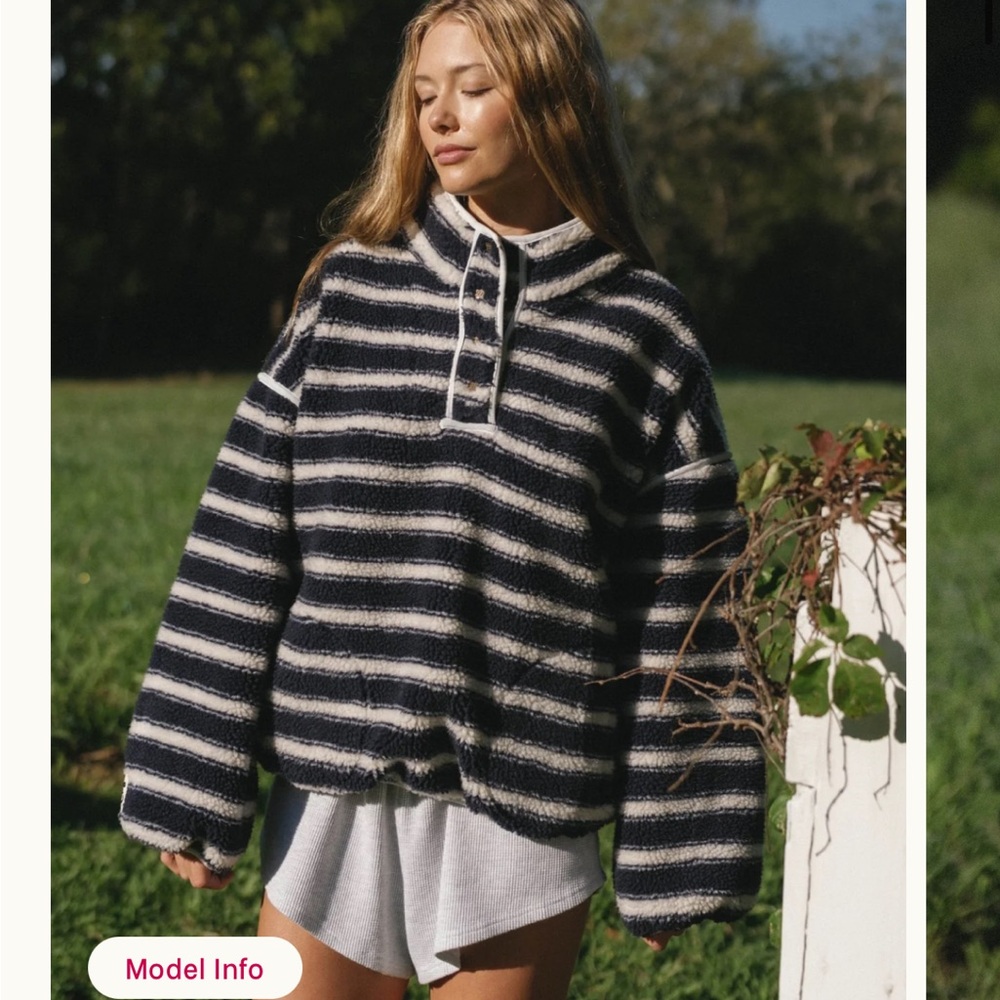 Eleven Eleven Fleece
